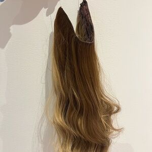 Brown & blonde highlights halo hair extensions